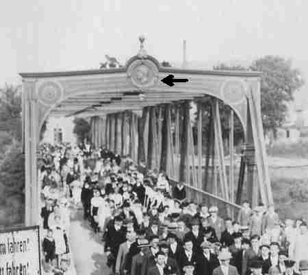 Alte Mainbrcke Medaillon Kre