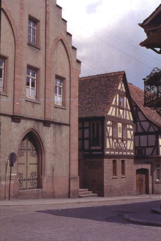 Rathaus und Rmermuseum_1