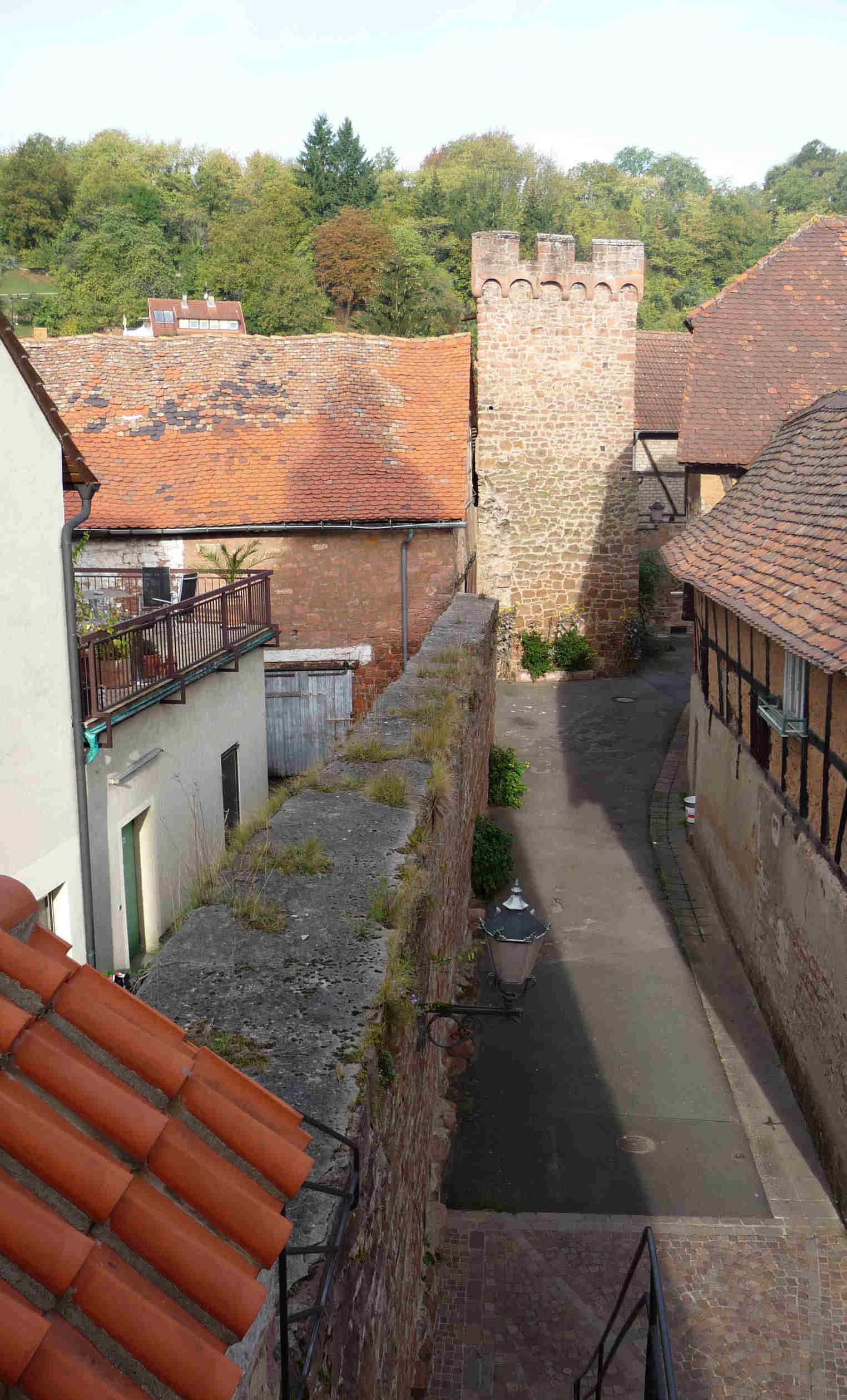 Stadtmauer am Oberen Tor Richtung Tschenturm von oben