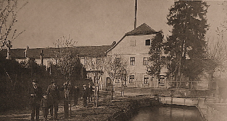2017_04_03 Knechtsmhle um 1920 mit Kamin